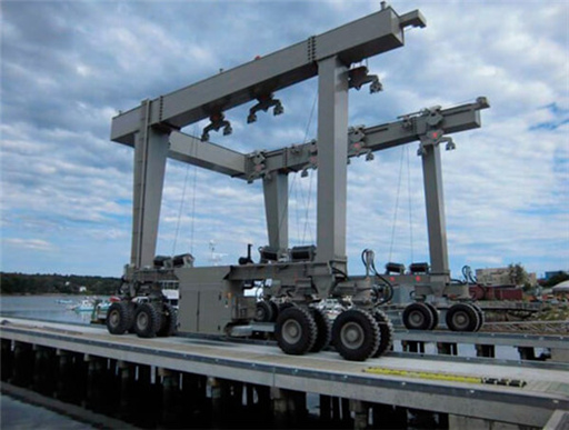 good marine travel lift 