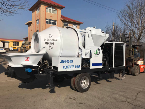 concrete mixer with pump